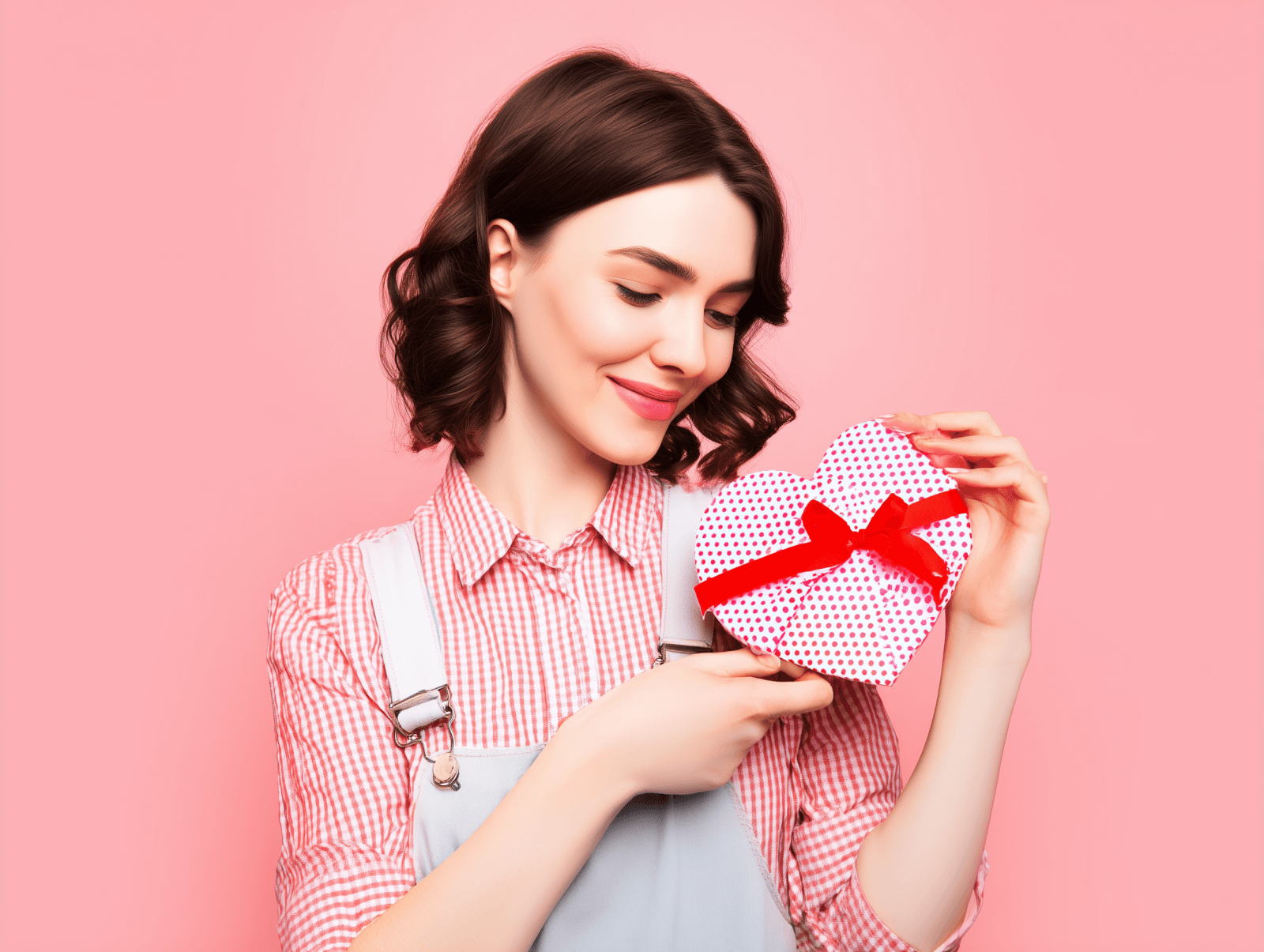 Best Valentine’s Gifts for Her in 2026: Thoughtful, Romantic &amp; Meaningful Ideas