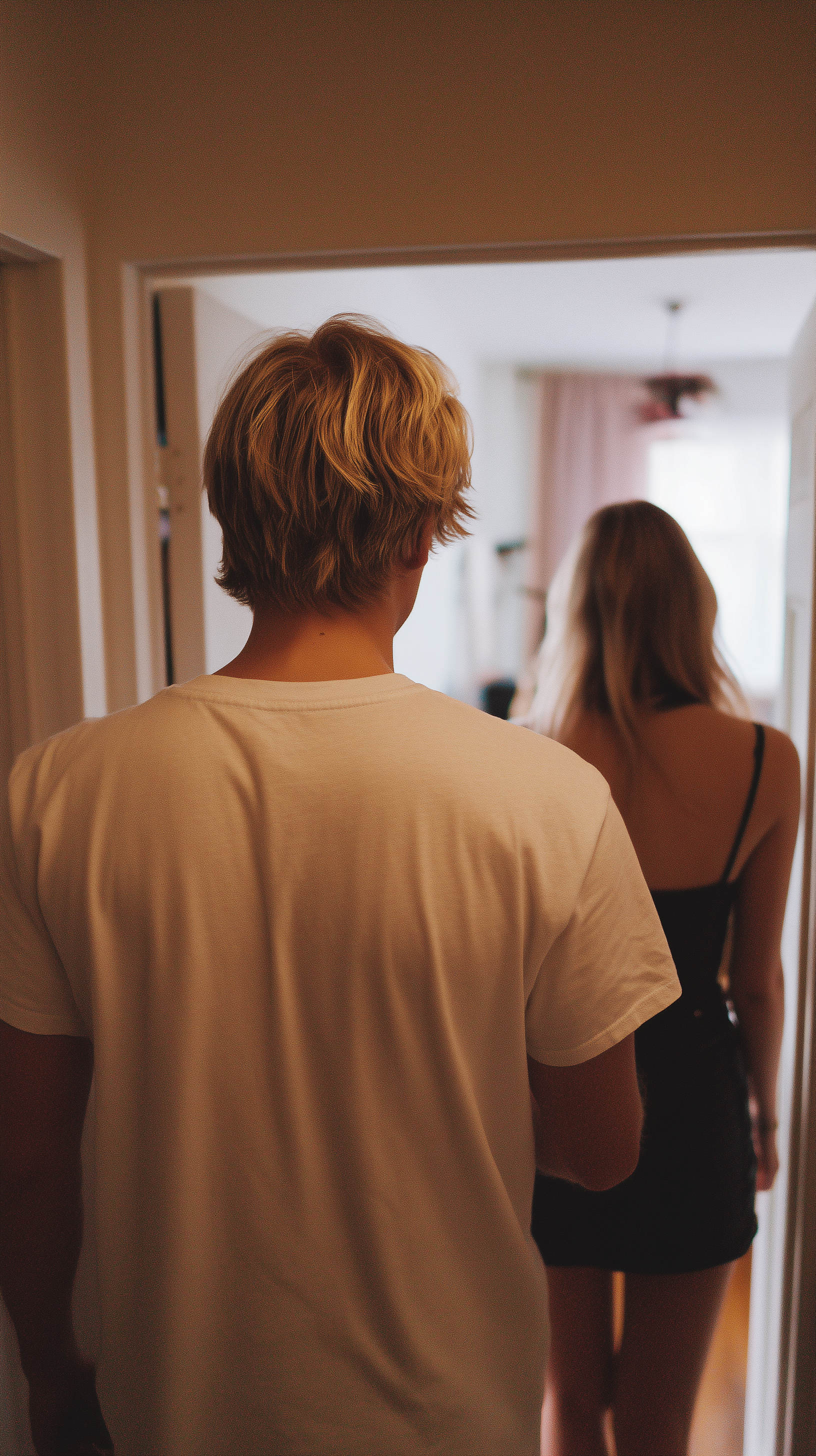 Interest Without Chasing: How to Show Attraction Without Over-Pursuing