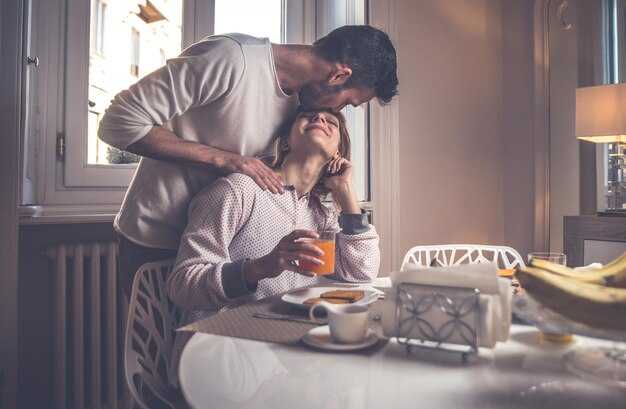 15 Simple Ways to Romanticize Your Daily Life - Elevate Everyday Moments 15 Simple Ways to Romanticize Your Daily Life: Elevate Everyday Moments