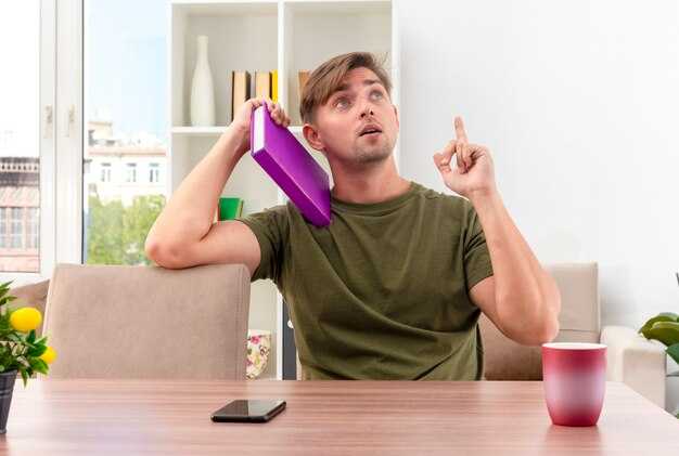 Hydration & Snack: Drink Water and Have a Quick Carbohydrate