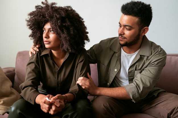Anxious Attachment in Relationships: The Complete Guide to Signs, Causes & Recovery
