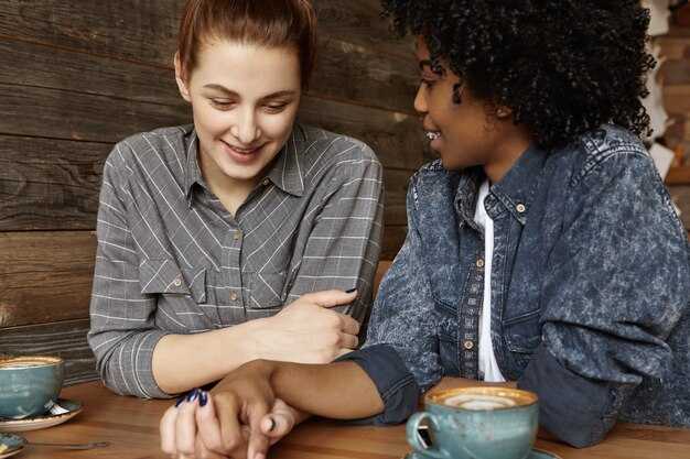 Be More Vulnerable: What Women Teach Men About Friendship — And What Men Teach Women