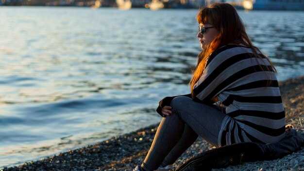 Being Single and Lonely - Causes, Coping Tips & Hope Being Single and Lonely: Causes, Coping Tips & Hope