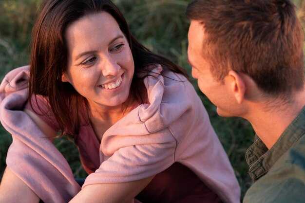 How to share friends' feedback with your partner without causing conflict