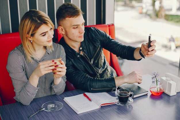 Bumble Buzz - Honest Reviews, Top Tips & Dating Guide Bumble Buzz: Honest Reviews, Top Tips & Dating Guide