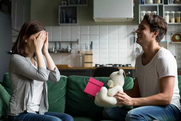 Codependency in Relationships: Signs & Recovery Tips