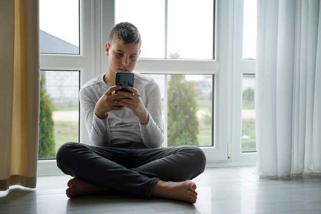Constantly Scrolling on Your Phone? Why We Can't Stand Feeling Bored