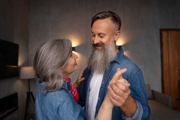Dating a Younger Guy vs an Older Man - Key Differences & Tips Dating a Younger Guy vs an Older Man: Key Differences & Tips