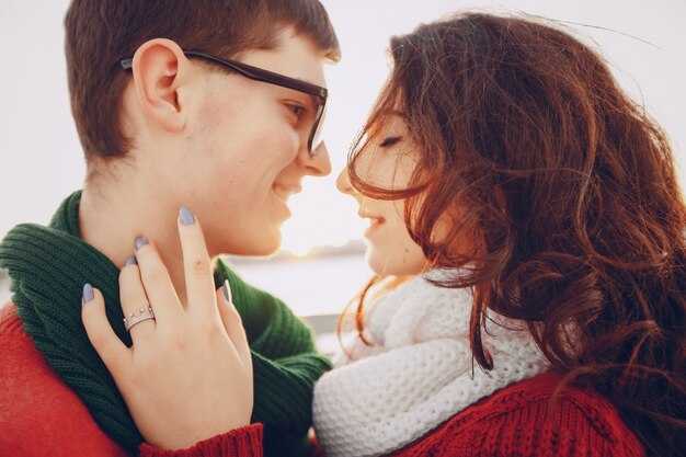 Find Lasting Love Without Looking: 6 Ways to Meet Your Soulmate