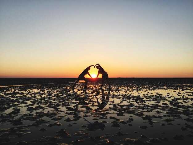 Honeymoon Phase to Lasting Love: How to Transition