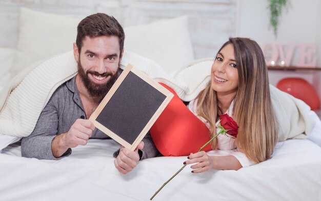 How to Make a Guy Fall in Love with You: 12 Proven Tips