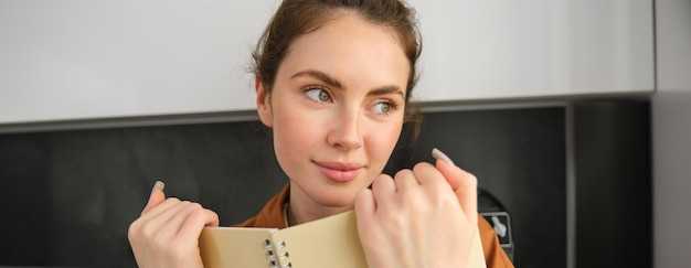 Choose a response: short verbal phrases and matching nonverbal moves for five common emotions