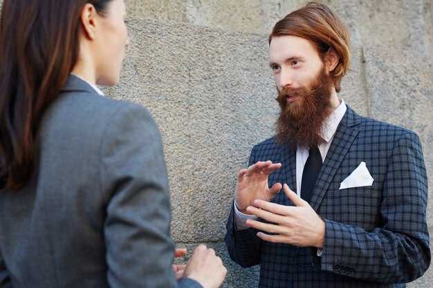 How to Talk to People Who Don’t Like You How to Talk to People Who Don’t Like You