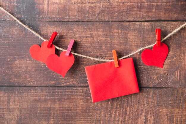 Never Ignore These 10 Relationship Red Flags... Never Ignore These 10 Relationship Red Flags...