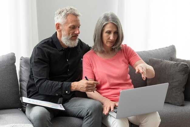 Older Woman-Younger Man Relationships: Why They Can Work So Well — Benefits & Tips