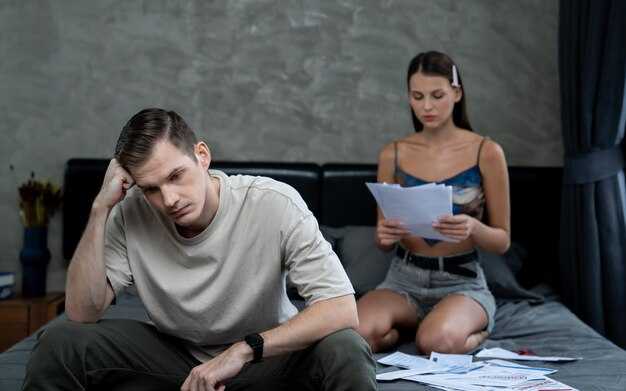 Recognizing Financial Abuse - Identifying Unhealthy Money Dynamics in Relationships Recognizing Financial Abuse: Identifying Unhealthy Money Dynamics in Relationships