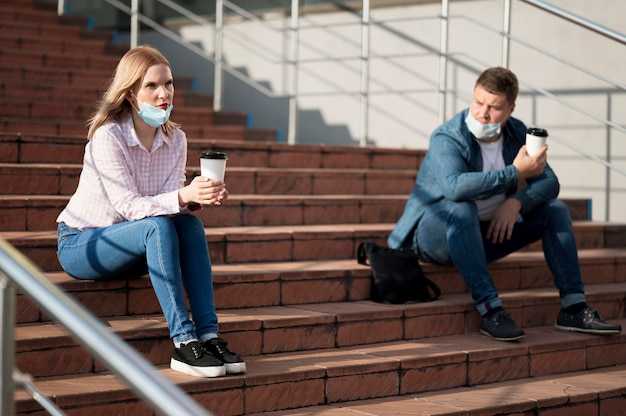 Tired of Begging for Your Partner's Attention? Practical Steps to Stop Tired of Begging for Your Partner's Attention? Practical Steps to Stop
