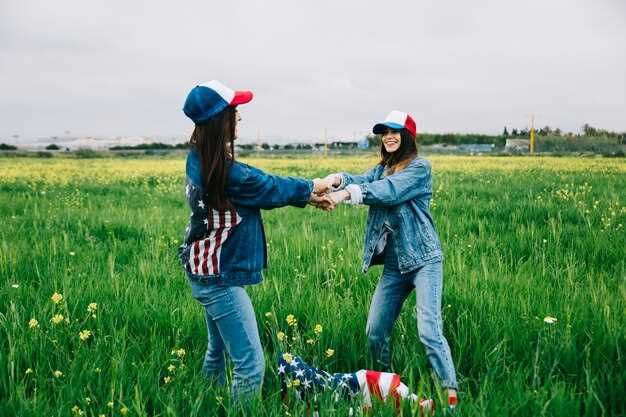 Turning Red Flags into Green Flags - How to Rebuild Trust in Relationships Turning Red Flags into Green Flags: How to Rebuild Trust in Relationships