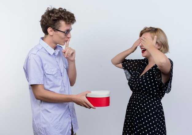 What Men Want in a Relationship: 21 Simple & Surprising Things