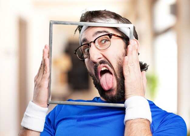When Self-Deprecating Humor Becomes Detrimental: Signs, Risks & Solutions
