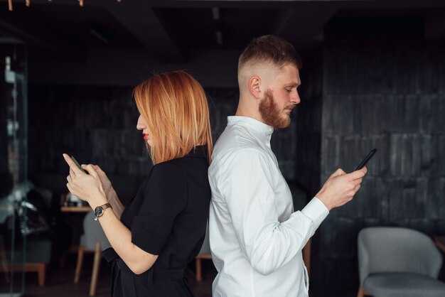 Why Men Feel Threatened by Smart, Successful Women – Research and Fixes for Freezing Up