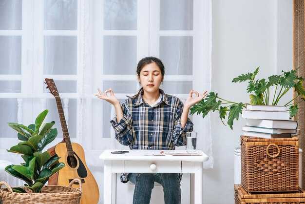 Why You Feel Anxious Even When Life Is Going Well — Causes & Tips